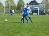 S.K.N.W.K. 3 - FC De Westhoek '20 4 (comp.) seizoen 2021-2022 (16/108)